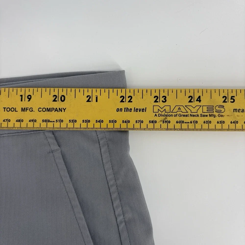 1764 Signature Reid Short Men's Size‎ 44 Grey Flat Front Chino Shorts